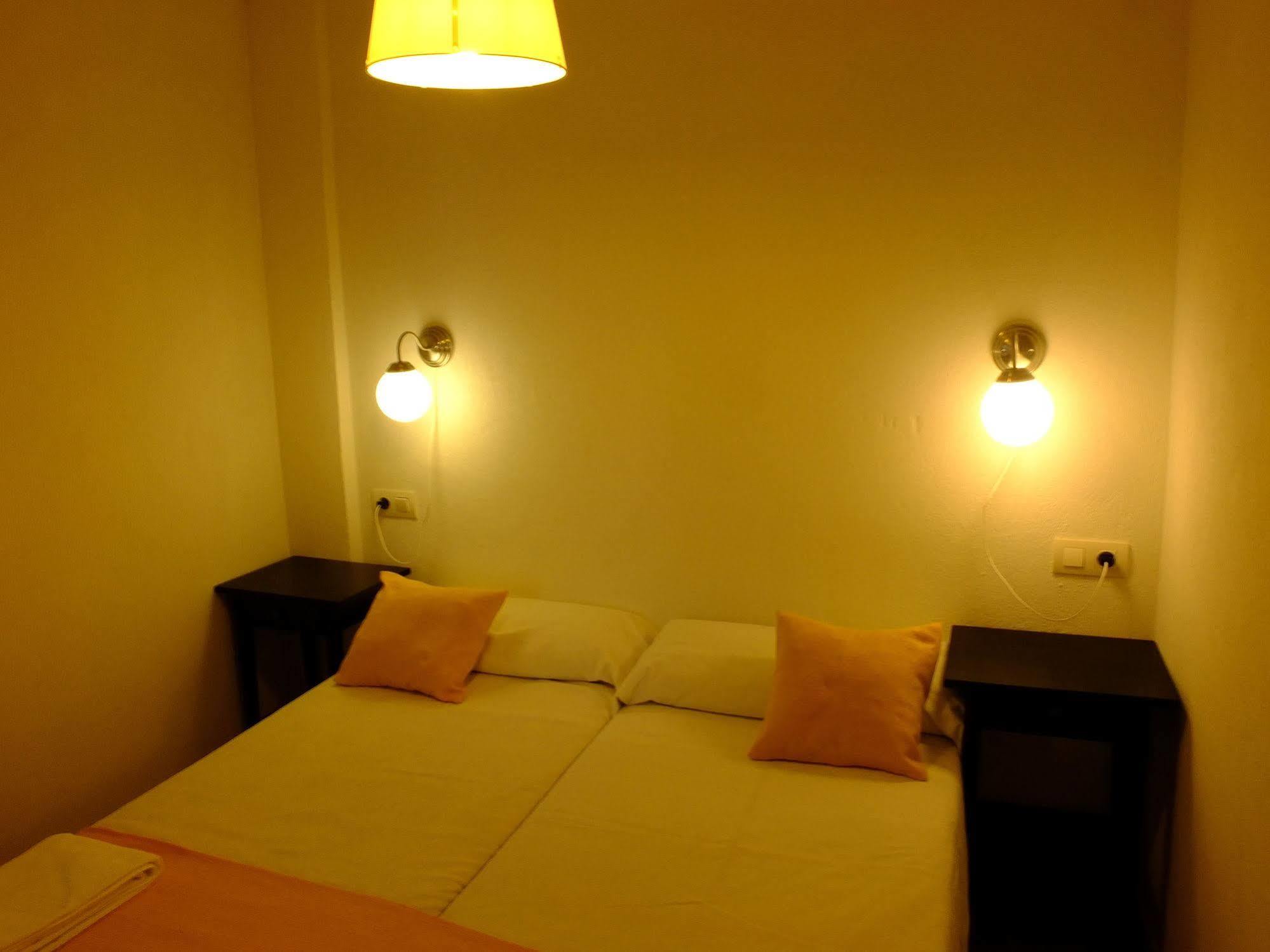 Urban Suites กรานาดา ภายนอก รูปภาพ